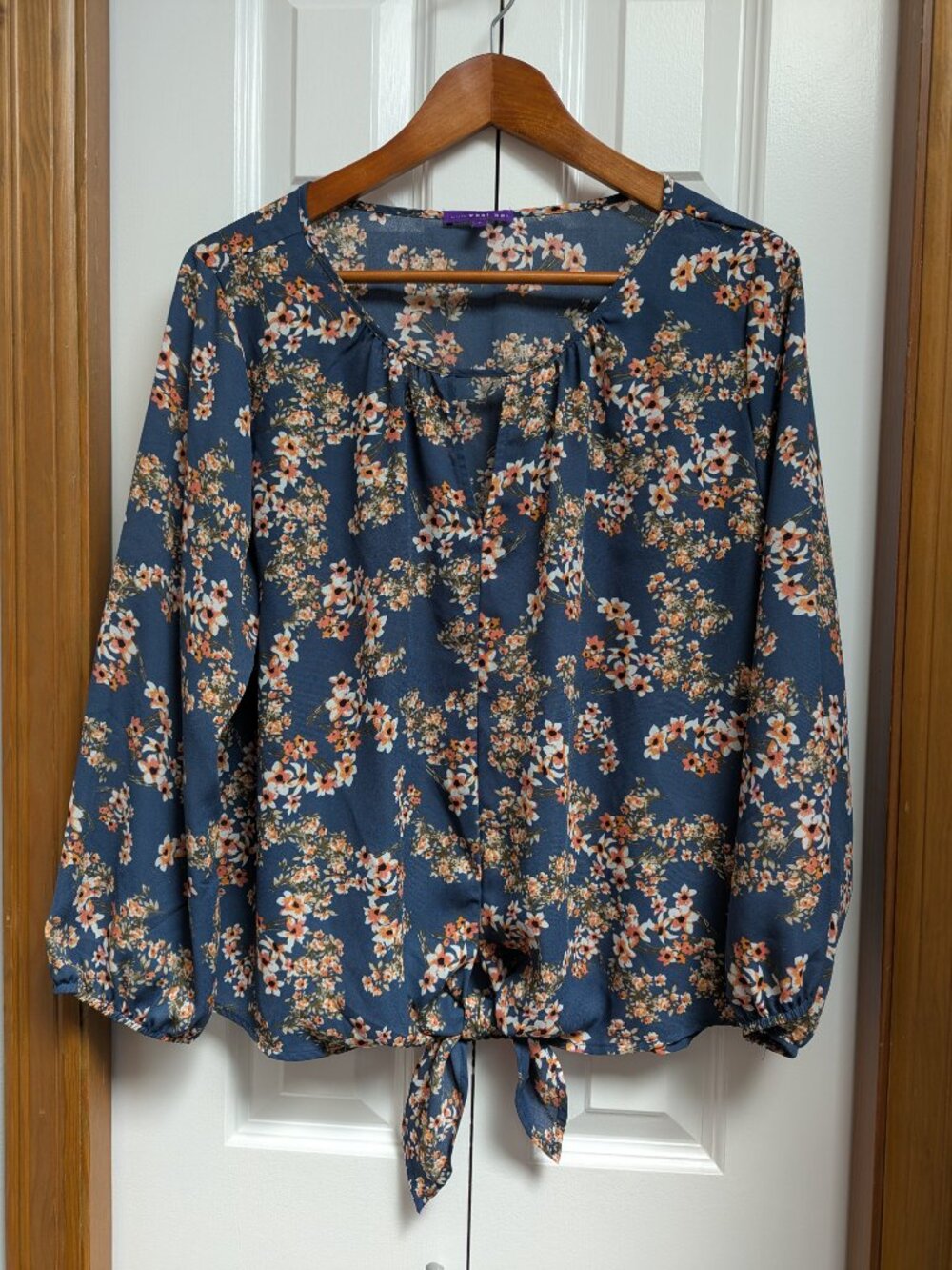 West Kei Floral Front Tie Blouse Size Large Long Sleeve Navy Orange